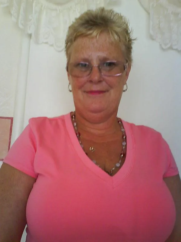 cS8TRmLFBZFM AstaAsta – escort i Frederikshavn