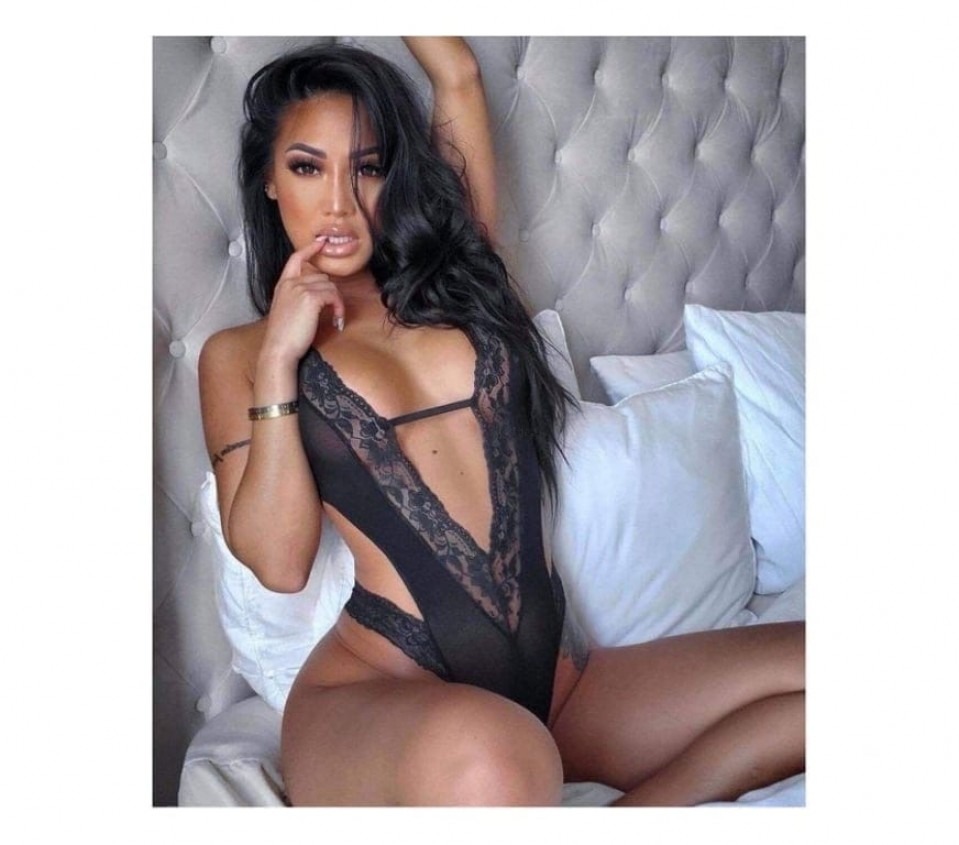 Escort massage Holbæk 6