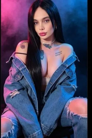 Evelyn trans escort Brabrand