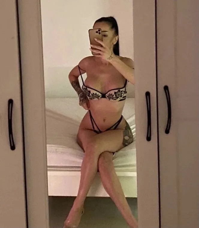 Amy – escort i Hovedstaden